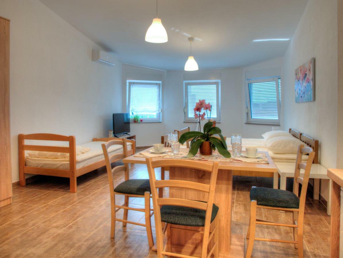 Apartmani Matko Zadar Zewnętrze zdjęcie